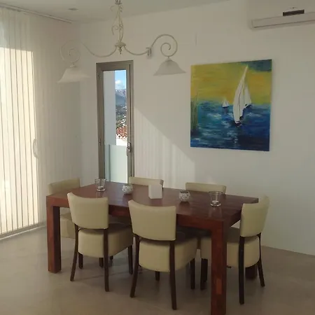 Villa Moderna