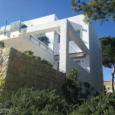 Moderna * Moraira